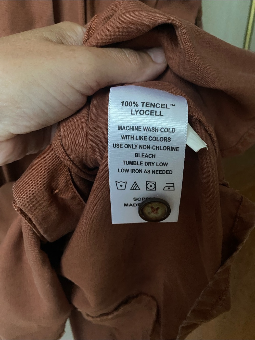 Quince Rust-Brown Button-Front V-Neck Dress - Picture 2 of 4